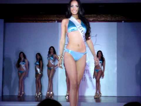 La Señorita Dalia Fernandez, Miss Santiago RD Universe 2011.- Traje de Baño, Preliminar Show.-