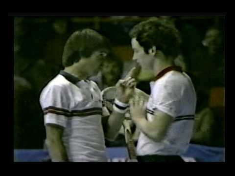 Chicago 1982 Michelob -  コナーズ vs マッケンロー flare-up