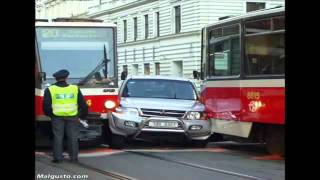 los peores accidentes del mundo de coches motos y barcos.