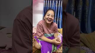Single Mom Live Stream At Home And Breastfeed Baby.