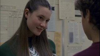 Freaks and Geeks E16 - Freshmen kissed by his crush, best reaction ever! Scene