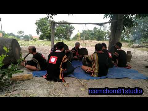 Cúng bên nước, theo phong tục tập quán của người jrai xã ia TuL(rcomchom81 Criator studio)
