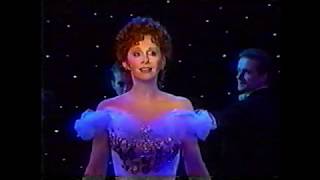 Watch Reba McEntire I Got The Sun In The Morning video