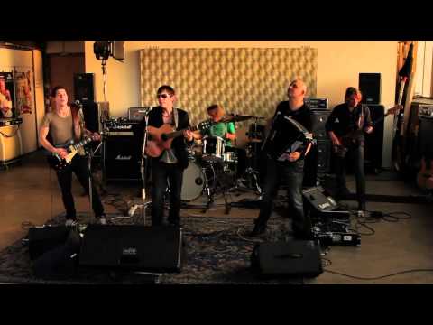 Mala Vita - El Camino