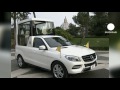 Benoît XVI reçoit une nouvelle "papamobile"