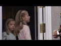 SS.MM.los Reyes y sus hijas se dirigen al Congreso de los Diputados