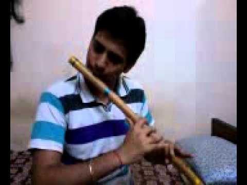 Surili Akhiyon Wale on Flute.