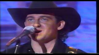 Watch Lee Kernaghan Country Crowd video