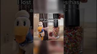 Donald Ducc Cant Hold It In