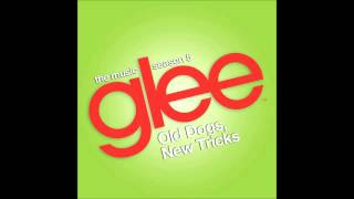 Watch Glee Cast Werewolves Of London video