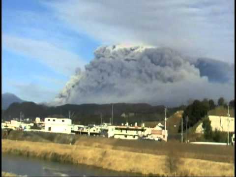 11／1／27／PM3:霧島・ 新燃岳　大噴火2500m