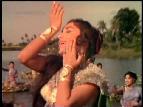Aaja aayi bahar dil hai bekarar