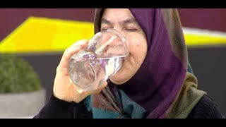 Günde 25 Litre Su İçen 66 Yaşındaki Kadın, Hayat Hikayesiyle Ağızları Açık Bıraktı
