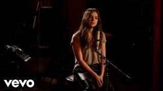 Hailee Steinfeld - Hell Nos And Headphones