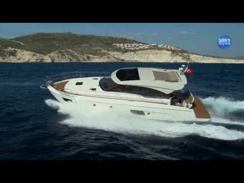 BAVARIA - VIRTESS 420 Line - Test of the Flybridge and Coupé version (German)