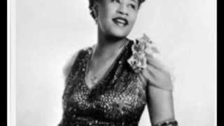 Watch Ella Fitzgerald Cryin Mood feat Chick Webb And His Orchestra video