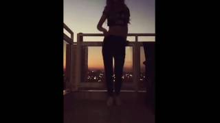Anna Zak Dancing