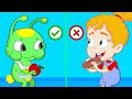 Groovy the Martian - Lunchbox challenge at school! Learn to eat healthy fruits and veggies