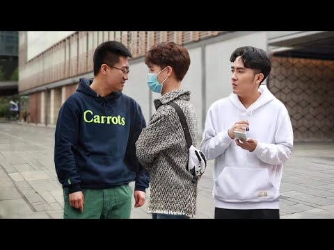 Young Man Is Insulted for Putting on Makeup | Social Experiment “为什么男生化妆就是娘炮”看到化妆的男生遭受辱骂,路人回击道(社会实验)