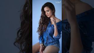 Ashi Singh Hot Look Pahele Bhi Mai Song Vishal Misra