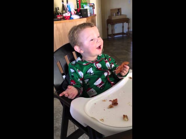 Baby Has The Best Reaction After Tasting Bacon For First Time - Video