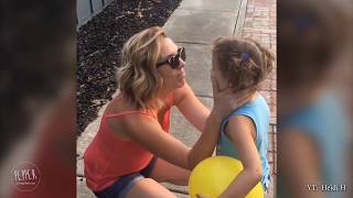 COLORBLIND WOMEN see color for the first time! (Enchroma Glasses Compilation) COLORBLIND WOMEN see color for the first time! (Enchroma Glasses Compilation)