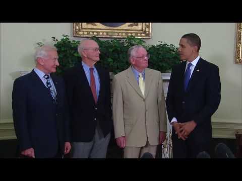 (Via www.whitehouse.gov ) Its been exactly 40 years since man first stepped foot on the moon, and today the President welcomed Neil Armstrong,