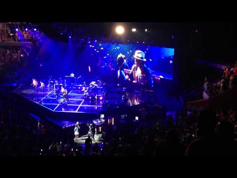 Bruno Mars serenades Zumyah Thorpe with Just The Way You Are...