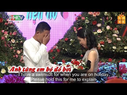 Chàng trai MẶN hơn NƯỚC MẮM khi tặng bạn gái ĐỒ BƠI & ÁO NGỰC ngay lần đầu gặp nhau