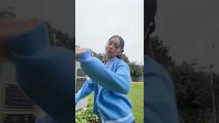 Colegiala Bailando