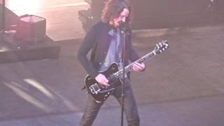 Watch Chris Cornell Spoonman video