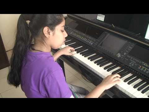 Nandini playing on Piano ... Dhadang Dhang ... Rowdy Rathore