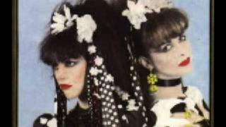 Video Another day Strawberry Switchblade