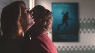 The Skeleton Twins - Exclusive Clip Bathroom | HD The Skeleton Twins - Exclusive Clip Bathroom | HD