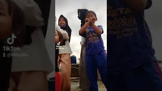 Adik Kaka Main Tiktok Seru