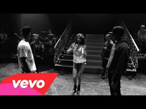 Selena Gomez - Stars Dance Tour HD