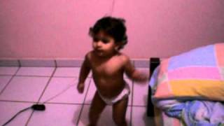 Maria Fernanda Dançando Justin .Avi