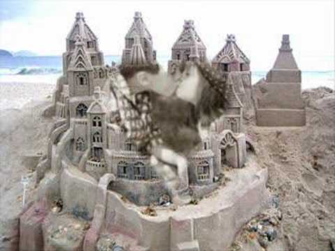 Les Châteaux De Sable Video