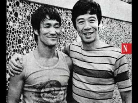 OCT 1973 BRUCE LEE FIGHTING STARS Magazine First Issue October Enter the Dragon OCT 1973 BRUCE LEE FIGHTING STARS Magazine First Issue October Enter the Dragon