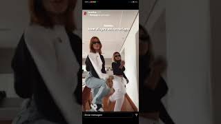 Lara Silva Rebolando Com A Amiga Loirinha