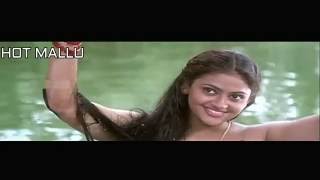 Actros Mayuri In Hot Naval Saree Video