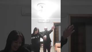 Kızıyla Oryantal Oynayan Dayımız