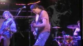 Watch Meat Puppets Coming Down video