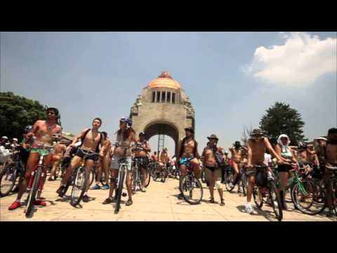 World Naked Bike Ride Ciudad de México 2014 - YouTube