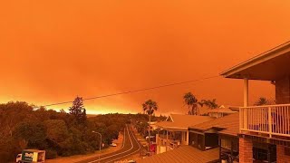 Avustralyalı itfaiye erleri içinden geçtikleri orman yangınını görüntüledi