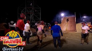 Ciao Darwin - La Sfida Della Squadra Divano Al Genodrome