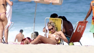 Yasmin Brunet Turbina Bronzeado Em Ipanema