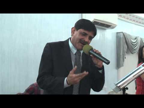 Prateek seth singing for Kishore kumar Mere Sapno Ki Raani Kab...
