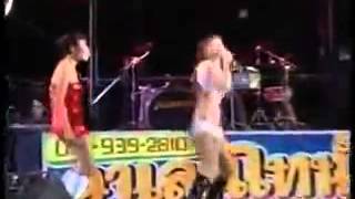 Dance Dengan A Hot