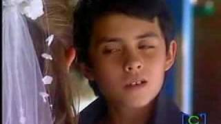 El Beso De Niños